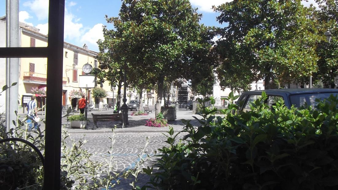 Piazza Umberto im Zentrum von Marta (Viterbo)